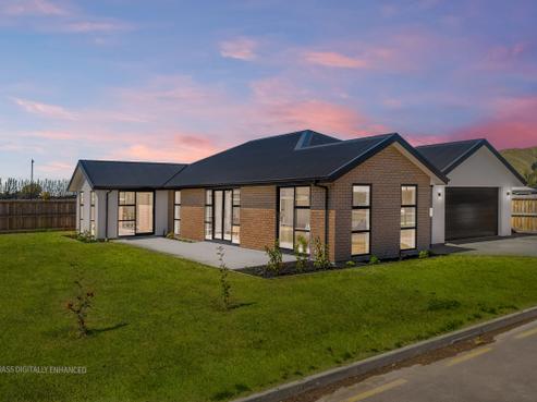 8 Ketu Lane, Redwoodtown