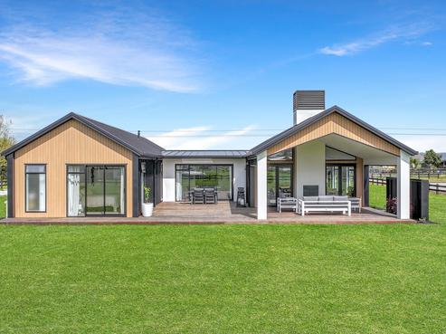 66 Reid Road, Ngahinapouri
