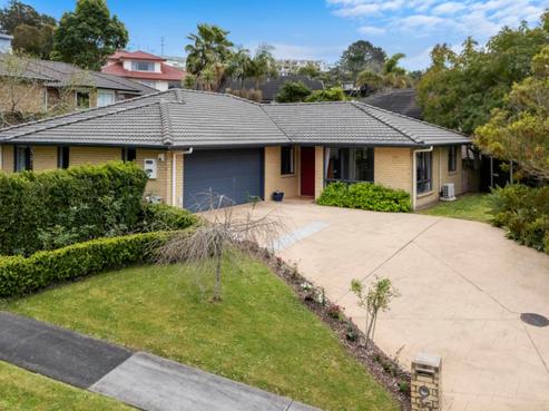 35 Woodridge Avenue, Northcross