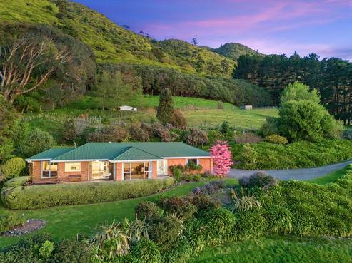227 Huia Street, Waikanae