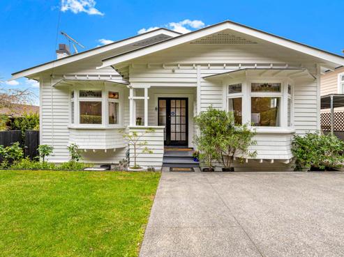 14 Lewin Road, Epsom