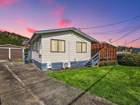 2 Wellington Road, Wainuiomata