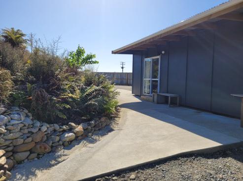 4/247 Blue Spur Road, Hokitika