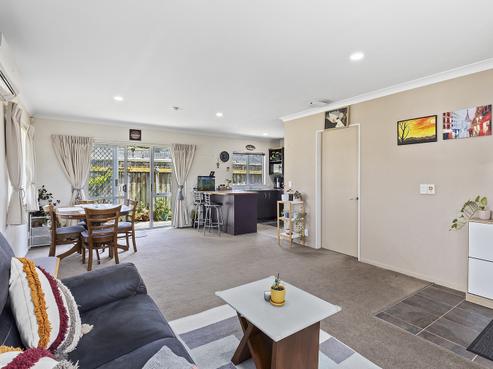 1 Pohutukawa Grove, Titahi Bay