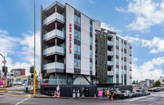 GROUND FLOOR RETAIL - SIX MONTHS RENT FREE
