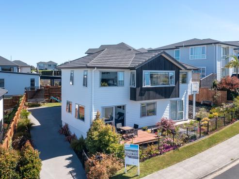 60 Godfrey Drive, Orewa