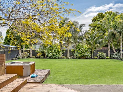 6 Second View Avenue, Beachlands