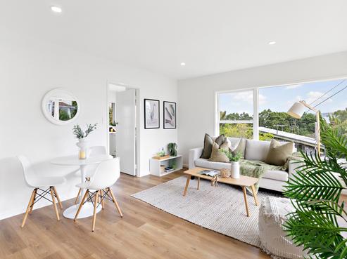 4/242 Onewa Road, Birkenhead