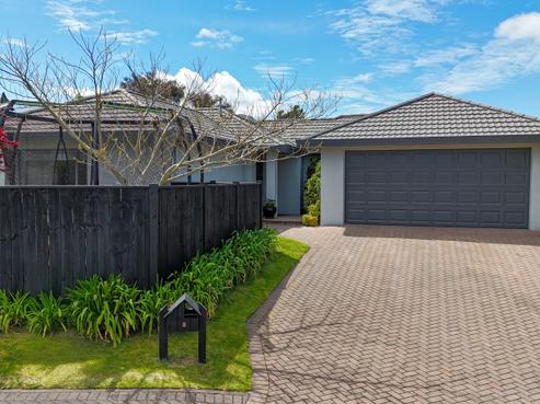2 Birchwood Lane, Hilltop