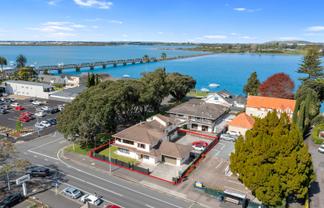 182 Devonport Road, Avenues