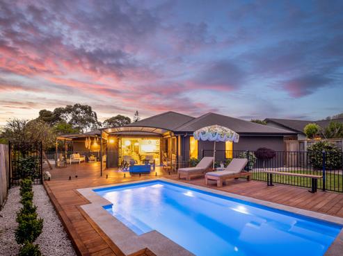26 Woodstock Place, Stoke