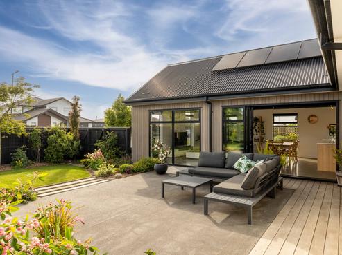 10 Little Gem Road, Hornby