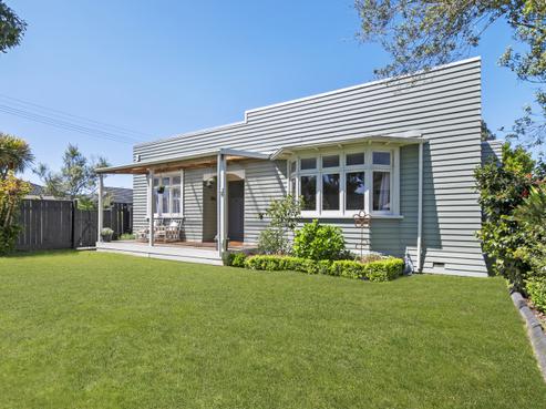 286A College Street, West End