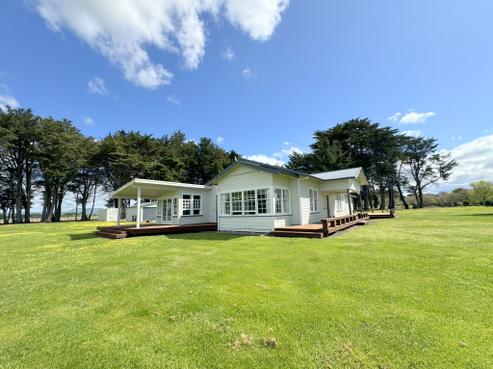 3389 State Highway 2, Takapau