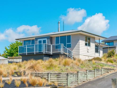 34 Woodward Street, Nukuhau