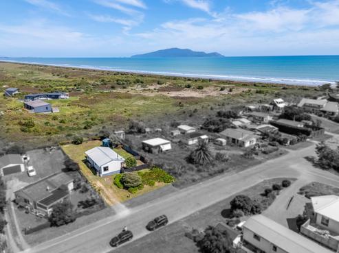 17 Kitchener Street, Te Horo