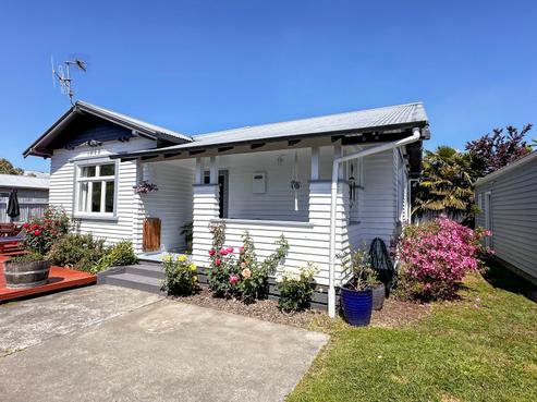 621 Nelson Street North, Hastings