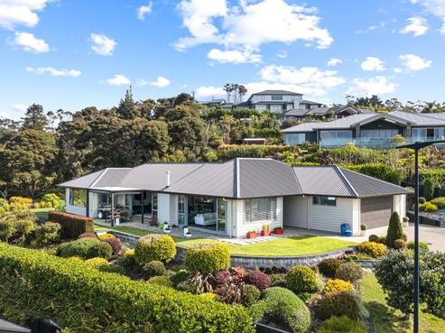 8 Woodridge Drive, Arkles Bay