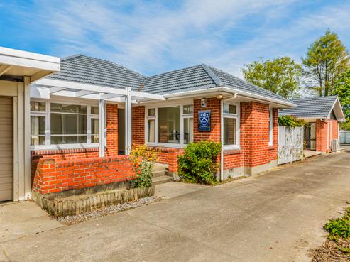 213 Memorial Avenue, Burnside