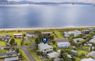 16 Endeavour Place, Cooks Beach