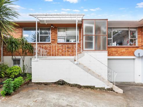 2/12 Mears Place, Epsom
