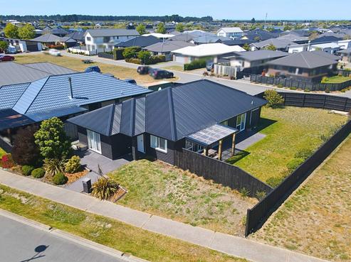 24 Kahuraki Drive, Pegasus