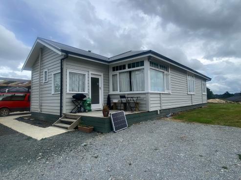 13 Nurse Cavell Lane, Paparoa