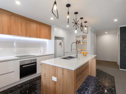 45 Awataha Crescent, Pyes Pa