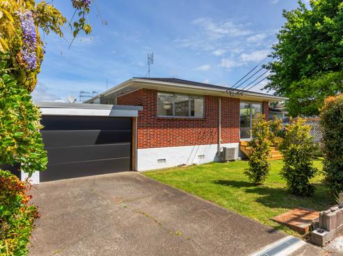 18A Ranfurly Road, Epsom
