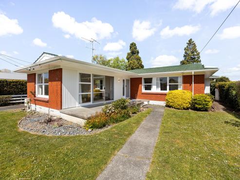 13 Regent Street, Silverdale