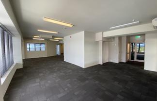 Top-tier 240sqm central office space