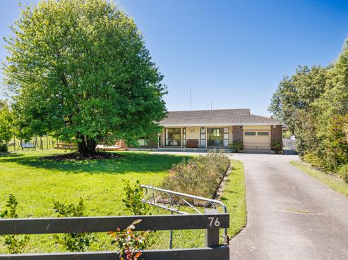 76 Watershed Road, Bunnythorpe