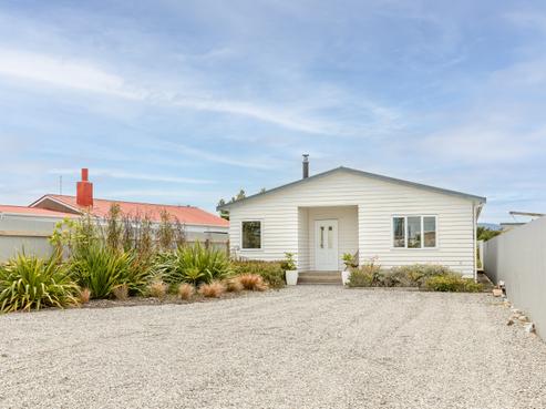 9 Russell Street, Westport