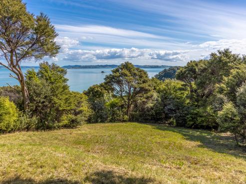 2 Wallingford Avenue, Waiheke Island