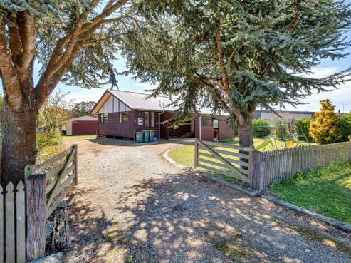 10 White Street, Glenavy