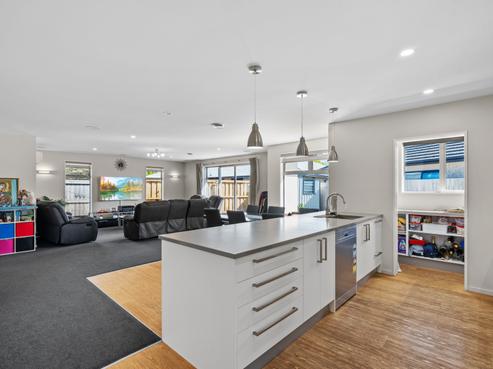 12 Colin Laloli Place, Hornby