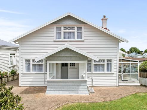 611 Rolleston Street, Thames