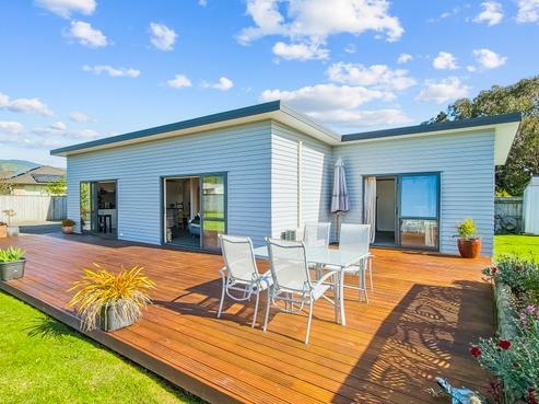 10 Pohatu Lane, Otaki