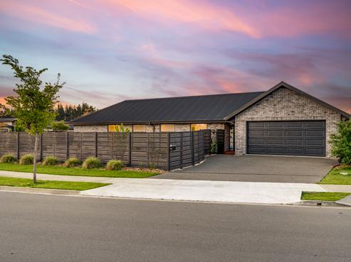 136 Sutherland Drive, Woodend Beach