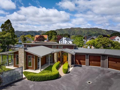 24A Hautana Square, Woburn