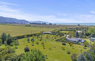 6 Pipitea Drive, Rarangi