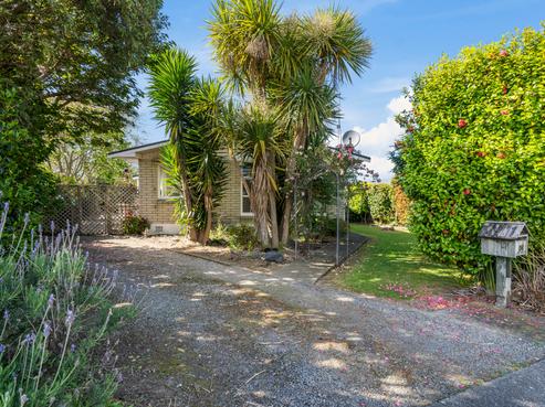 56 Featherston Street, Levin