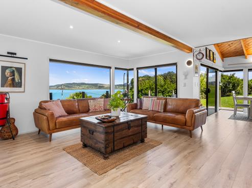 52 Weir Crescent, Onerahi