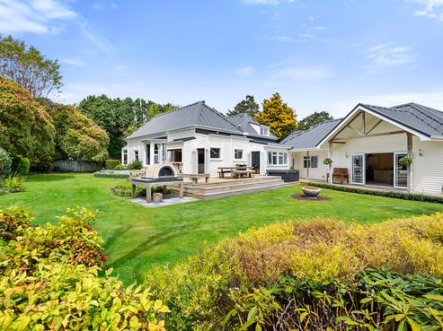 4 Cross Street, Lepperton