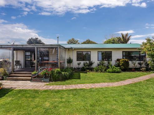 21 Tawhara Place, Edgecumbe