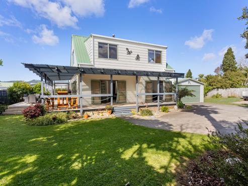 105 Ngati Pu Place, Whangamata