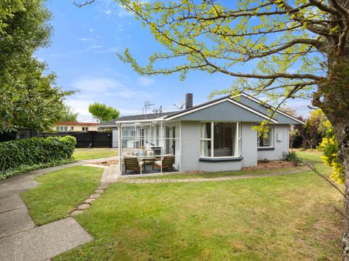 359 Linwood Avenue, Bromley