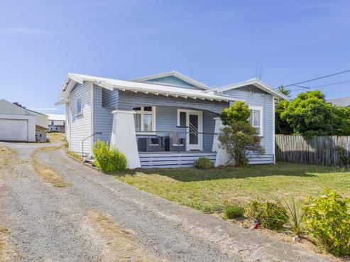 47 Racecourse Road, Waipukurau and Surrounds