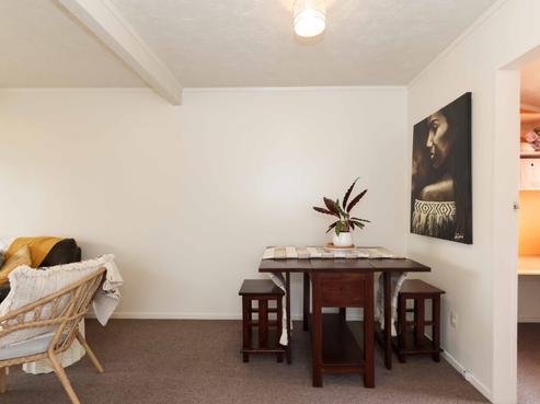 4/15 Bolton Street, Petone