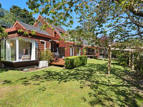 42 Winara Avenue, Waikanae